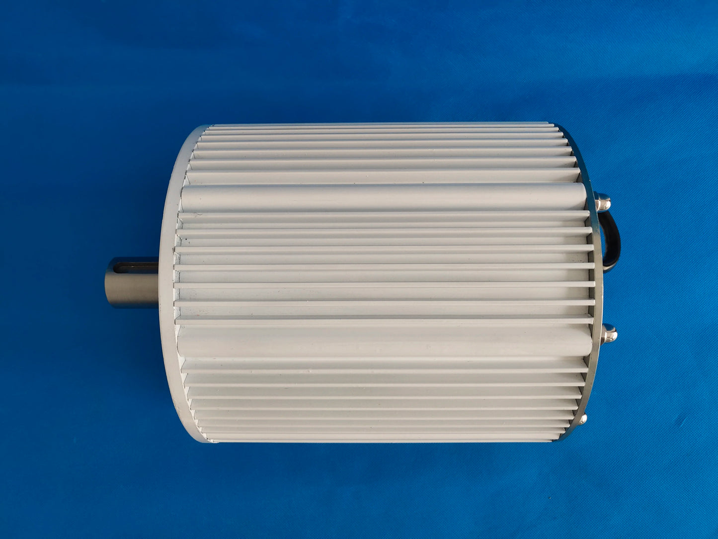 Polish Warehouse Low Speed Three-Phase Permanent Magnet Generator 10KW 48V 96V 110V 220V For Wind Power And Water Conservancy