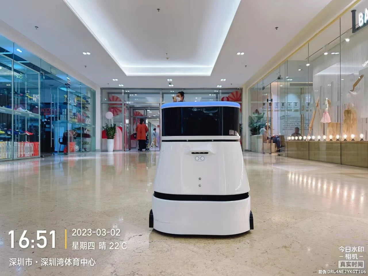 2024 Intelligent Robotic Floor Sweeper Vacuum Cleaner Washer Industrial Cleaning Robot Vacuum Cleaner Commercial