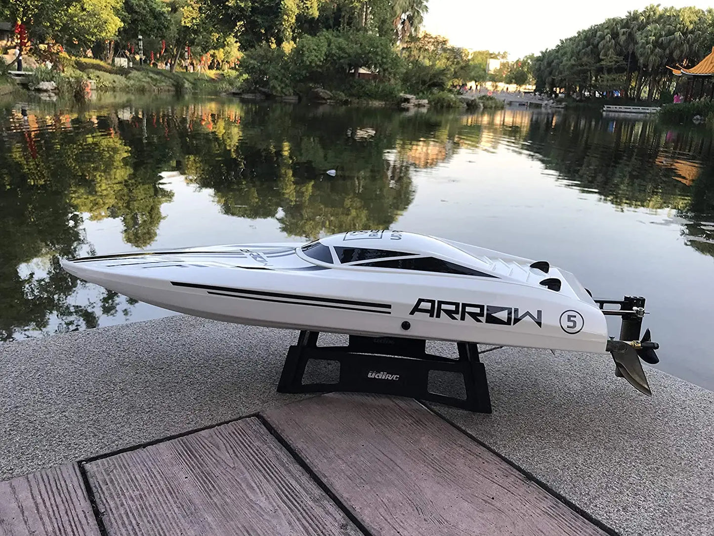 Remote Control Boat Best (25.2 " 55km/h Brushless Speedboat)